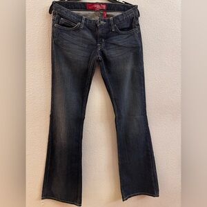 Guess Foxy Flair Stretch Jeans. size 27